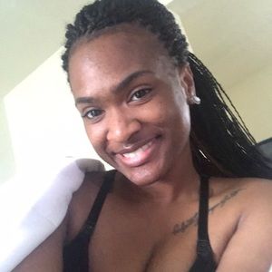 Meet your Posher, Toni